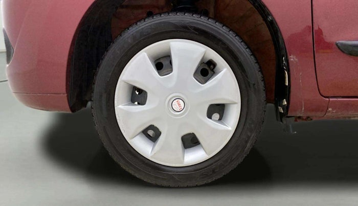 2012 Maruti Wagon R 1.0 VXI, Petrol, Manual, 63,385 km, Left Front Wheel