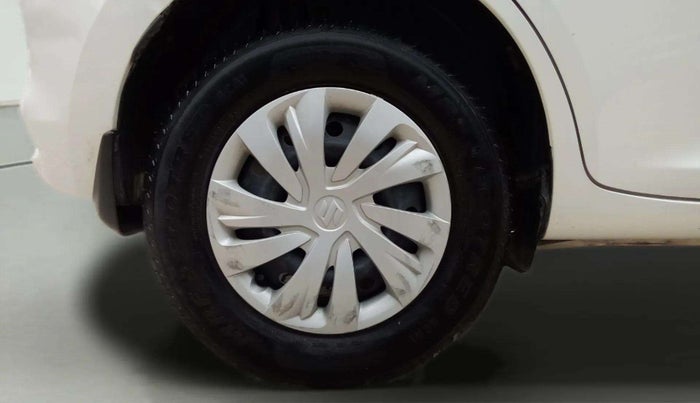 2024 Maruti Swift VXi AMT, Petrol, Automatic, 11,506 km, Right Rear Wheel