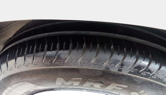 2024 Maruti Swift VXi AMT, Petrol, Automatic, 11,506 km, Right Front Tyre Tread