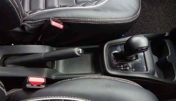 2024 Maruti Swift VXi AMT, Petrol, Automatic, 11,506 km, Gear Lever