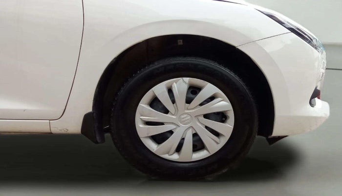 2024 Maruti Swift VXi AMT, Petrol, Automatic, 11,506 km, Right Front Wheel