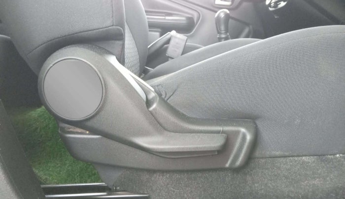 2022 Maruti Celerio VXI CNG, CNG, Manual, 27,429 km, Driver Side Adjustment Panel