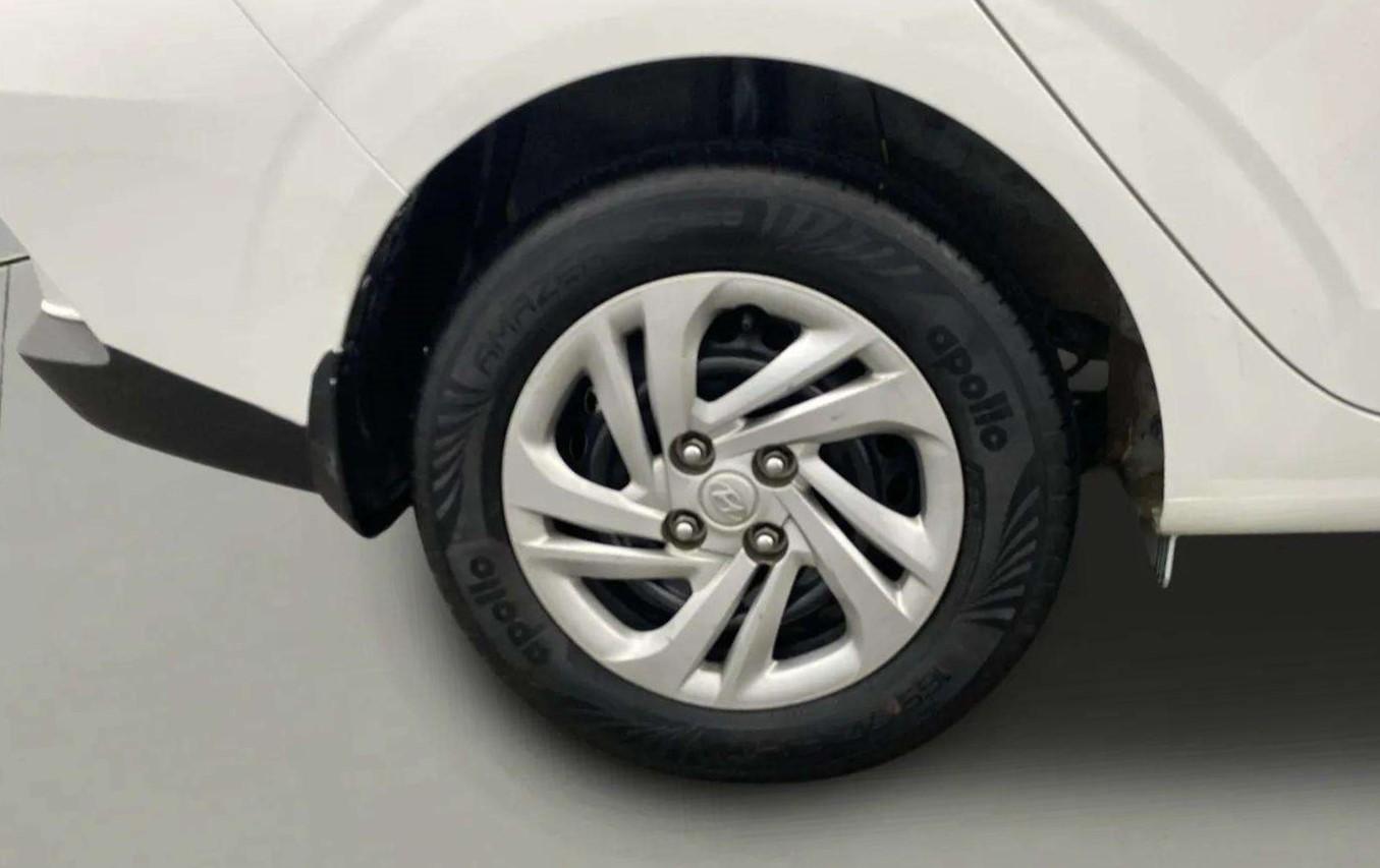 2020 Hyundai AURA S 1.2, Petrol, Manual, 28,139 km, Right Rear Wheel