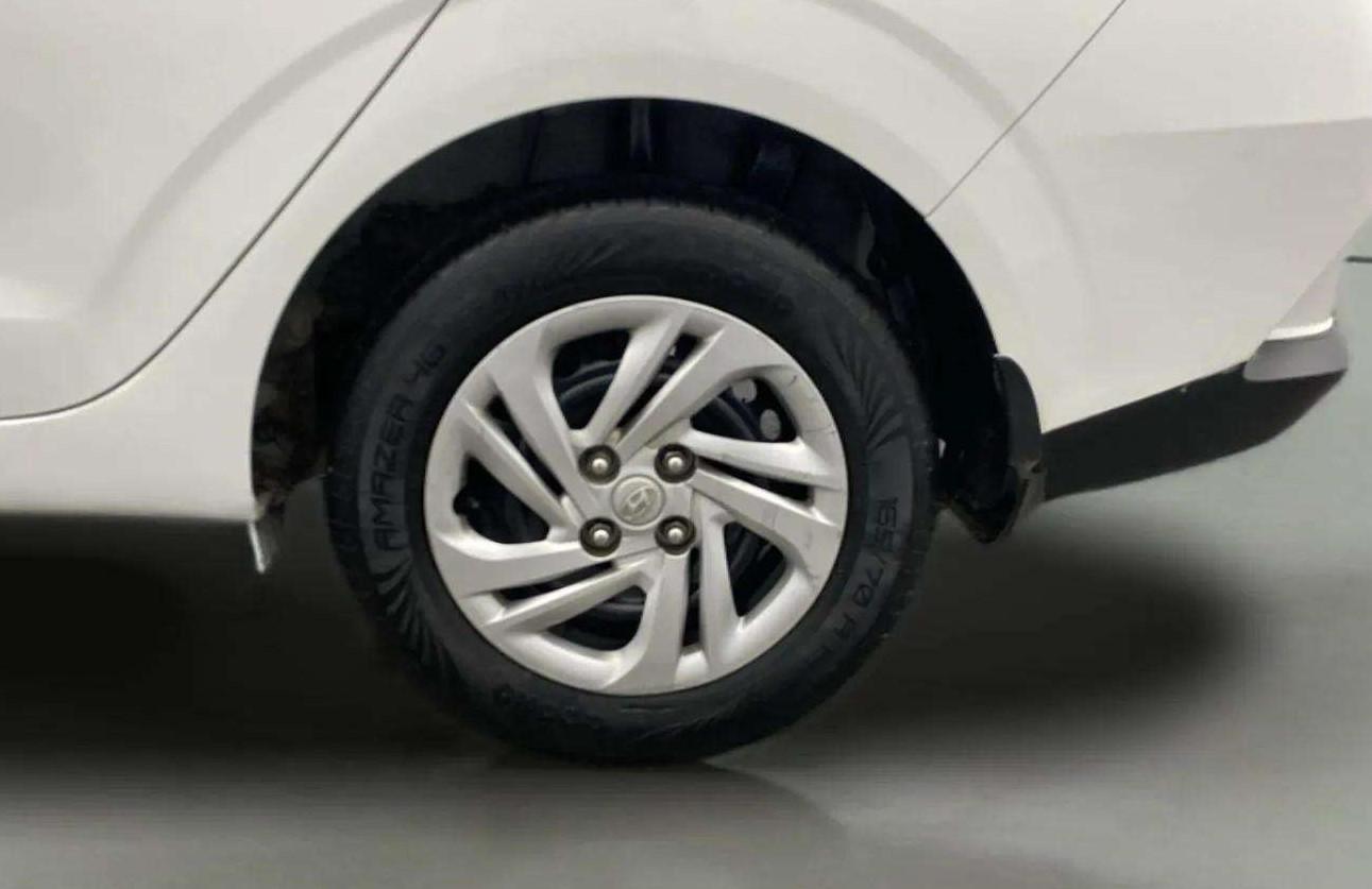 2020 Hyundai AURA S 1.2, Petrol, Manual, 28,139 km, Left Rear Wheel