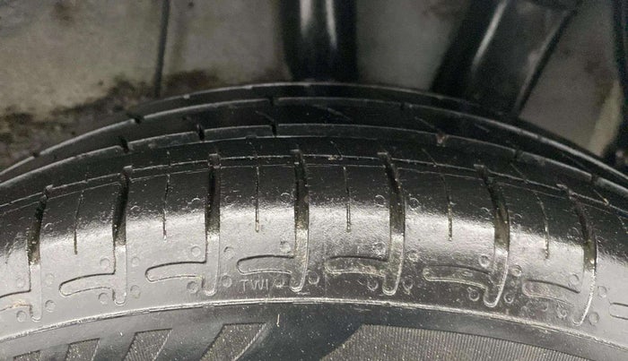 2020 Hyundai AURA S 1.2, Petrol, Manual, 28,139 km, Left Rear Tyre Tread