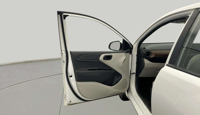 2020 Hyundai AURA S 1.2, Petrol, Manual, 28,139 km, LHS Front Door