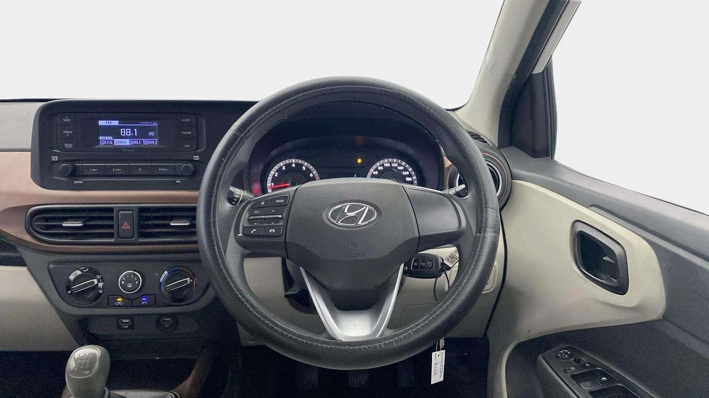2020 Hyundai AURA S 1.2, Petrol, Manual, 28,139 km, Steering Wheel Close Up