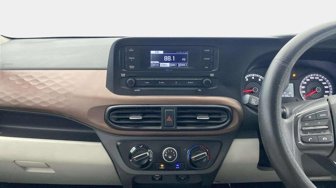 2020 Hyundai AURA S 1.2, Petrol, Manual, 28,139 km, Air Conditioner