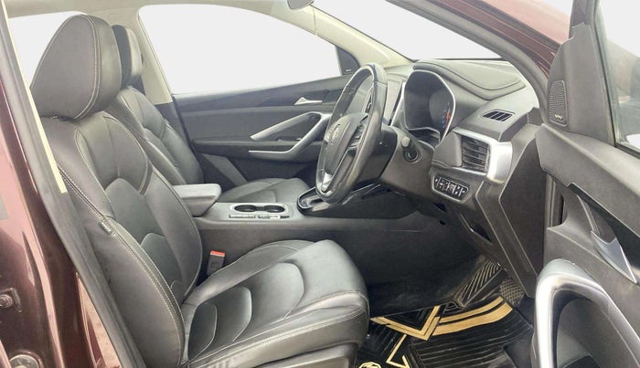 2019 MG HECTOR SHARP 1.5 DCT PETROL, Petrol, Automatic, 42,546 km, Right Side Front Door Cabin