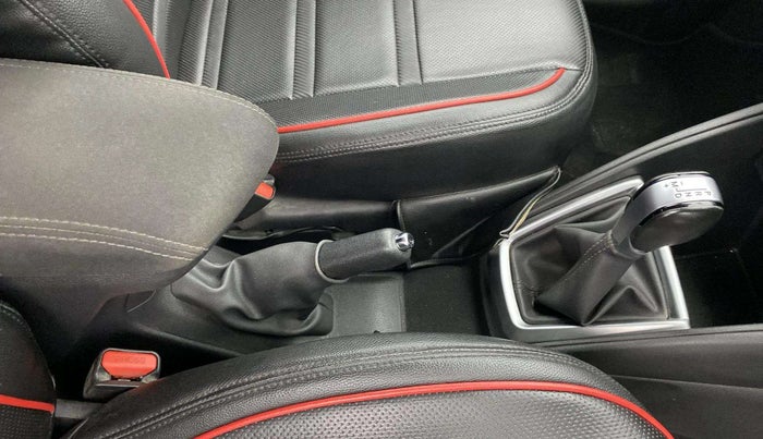2020 Nissan Kicks XV PREMIUM TURBO 1.3 CVT, Petrol, Automatic, 58,585 km, Gear Lever