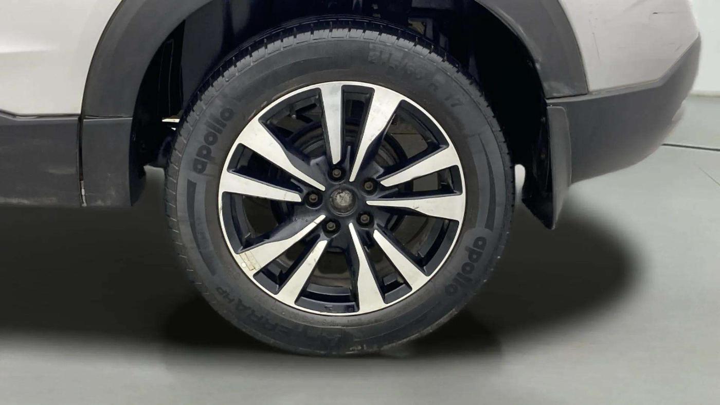 2020 Nissan Kicks XV PREMIUM TURBO 1.3 CVT, Petrol, Automatic, 59,065 km, Left Rear Wheel