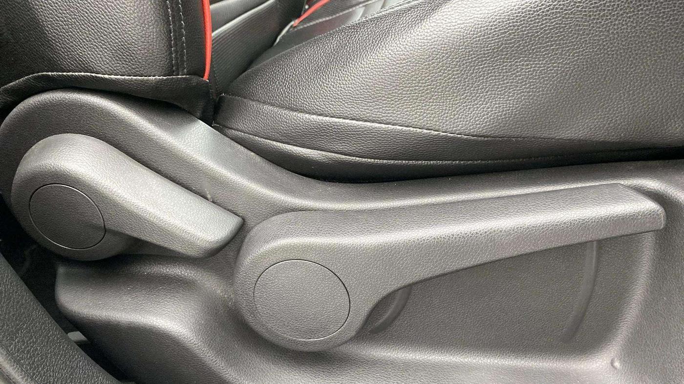 2020 Nissan Kicks XV PREMIUM TURBO 1.3 CVT, Petrol, Automatic, 59,065 km, Driver Side Adjustment Panel