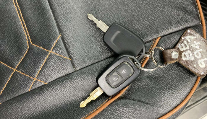 2018 Renault Kwid CLIMBER 1.0 AMT, Petrol, Automatic, 32,068 km, Key Close Up
