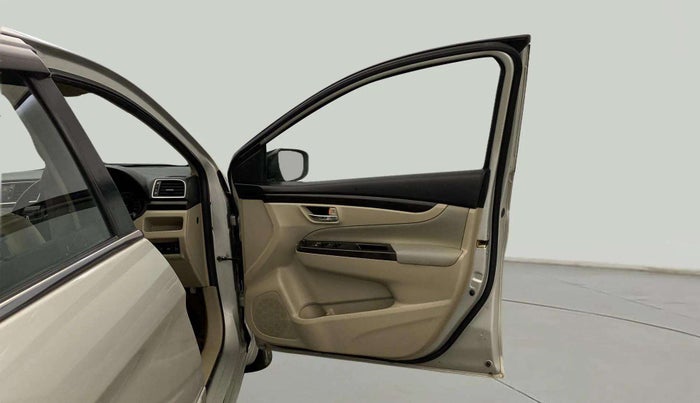 2018 Maruti Ciaz ALPHA 1.4 PETROL, Petrol, Manual, 93,371 km, RHS Front Door
