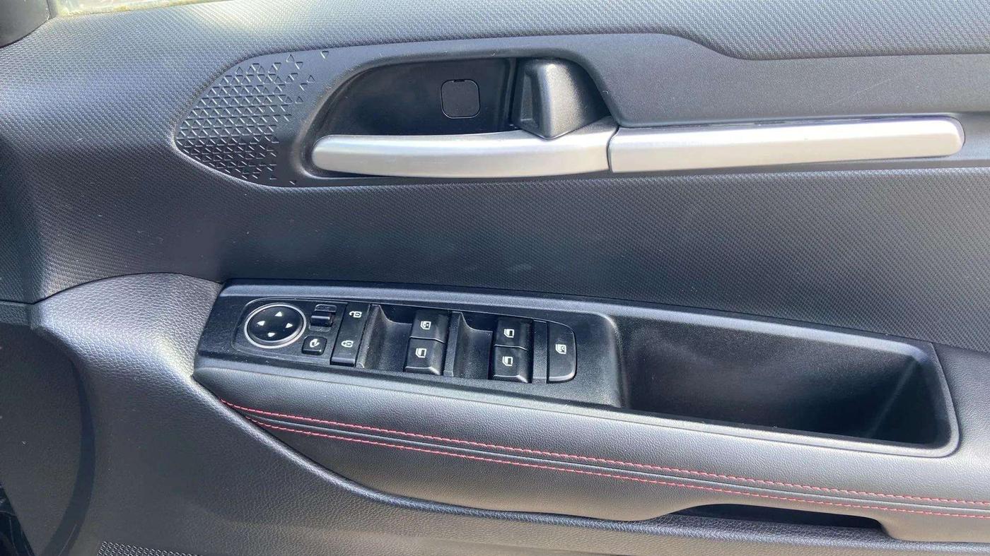 2023 KIA SONET GTX PLUS 1.0 TURBO PETROL DCT, Petrol, Automatic, 9,458 km, Driver Side Door Panels Control