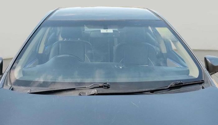 2014 Toyota Corolla Altis G PETROL, Petrol, Manual, 81,383 km, Front Windshield
