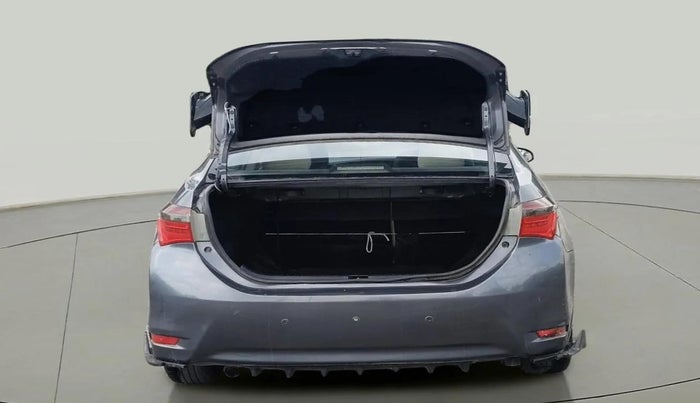 2014 Toyota Corolla Altis G PETROL, Petrol, Manual, 81,383 km, Boot Inside