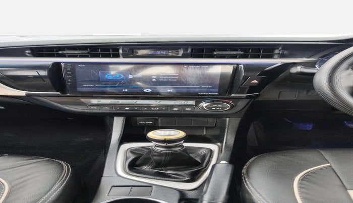 2014 Toyota Corolla Altis G PETROL, Petrol, Manual, 81,383 km, Air Conditioner