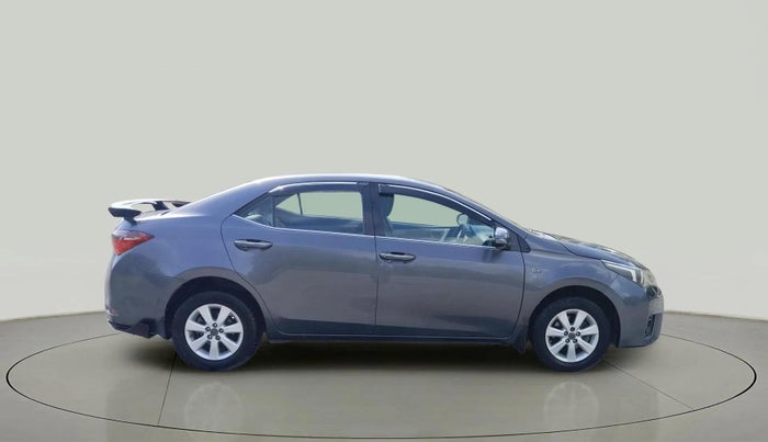 2014 Toyota Corolla Altis G PETROL, Petrol, Manual, 81,383 km, Right Side View