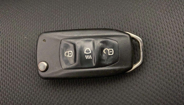 2019 Tata Tiago XZ PLUS PETROL, Petrol, Manual, 83,944 km, Key Close Up