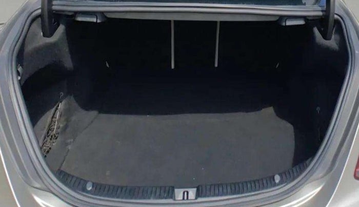 2019 Mercedes Benz C Class C 220d PROGRESSIVE, Diesel, Automatic, 84,011 km, Boot Inside