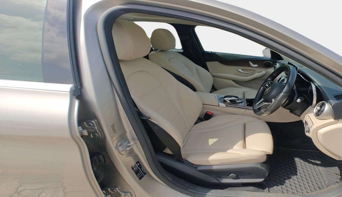 2019 Mercedes Benz C Class C 220d PROGRESSIVE, Diesel, Automatic, 84,011 km, Right Side Front Door Cabin