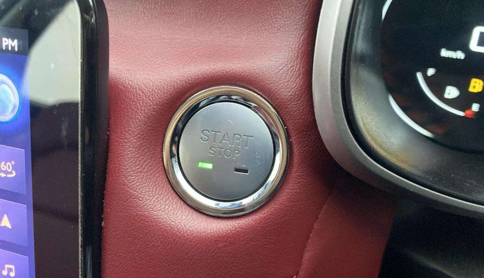 2023 MG ASTOR SAVVY 1.5 CVT S RED, Petrol, Automatic, 8,161 km, Keyless Start/ Stop Button