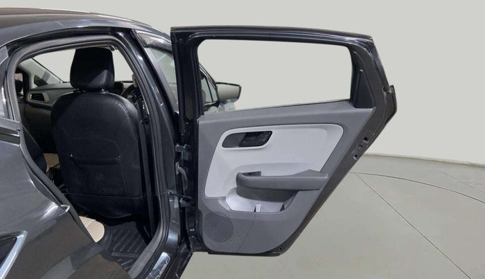 2020 Tata ALTROZ XT PETROL, CNG, Manual, 68,417 km, RHS Rear Door