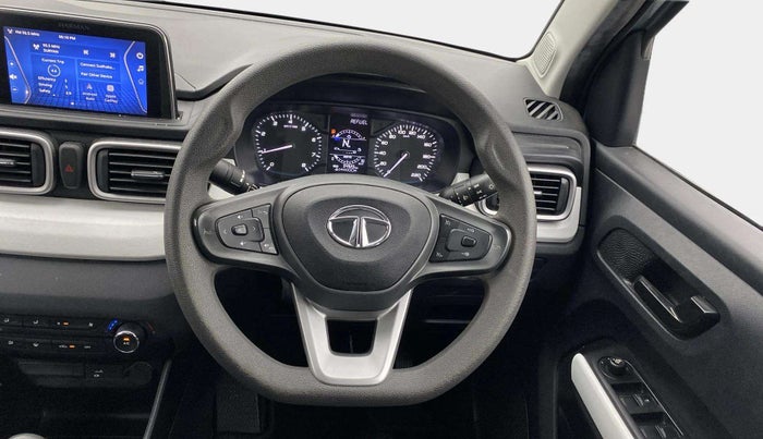 2021 Tata PUNCH ACCOMPLISHED AMT, Petrol, Automatic, 34,917 km, Steering Wheel Close Up