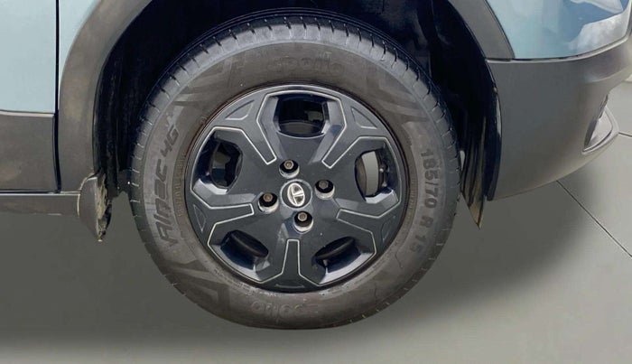 2021 Tata PUNCH ACCOMPLISHED AMT, Petrol, Automatic, 34,917 km, Right Front Wheel