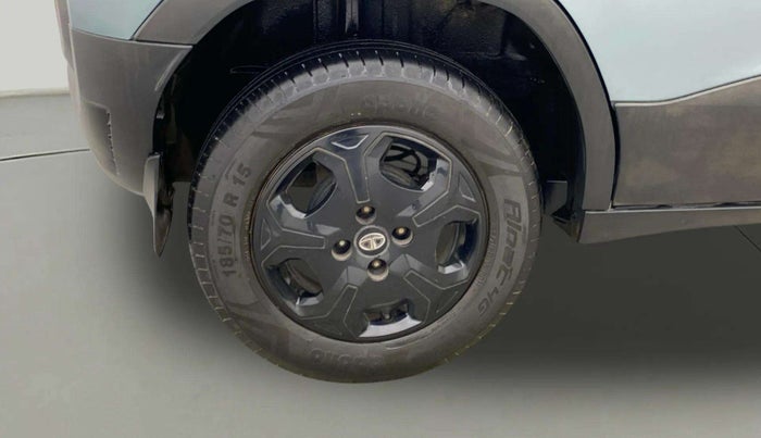 2021 Tata PUNCH ACCOMPLISHED AMT, Petrol, Automatic, 34,917 km, Right Rear Wheel