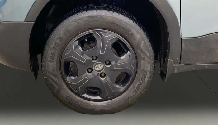 2021 Tata PUNCH ACCOMPLISHED AMT, Petrol, Automatic, 34,917 km, Left Front Wheel