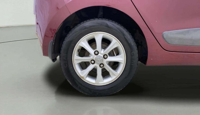 2014 Hyundai Grand i10 ASTA AT 1.2 KAPPA VTVT, Petrol, Automatic, 31,311 km, Right Rear Wheel