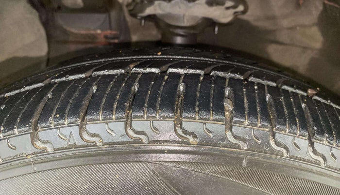 2014 Hyundai Grand i10 ASTA AT 1.2 KAPPA VTVT, Petrol, Automatic, 31,311 km, Left Front Tyre Tread