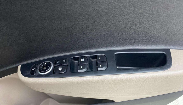 2014 Hyundai Grand i10 ASTA AT 1.2 KAPPA VTVT, Petrol, Automatic, 31,311 km, Driver Side Door Panels Control