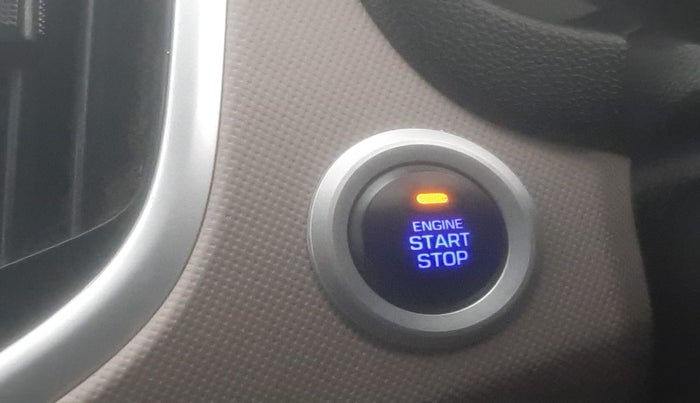 2018 Hyundai Creta SX (O) 1.6 PETROL, CNG, Manual, 43,033 km, Keyless Start/ Stop Button