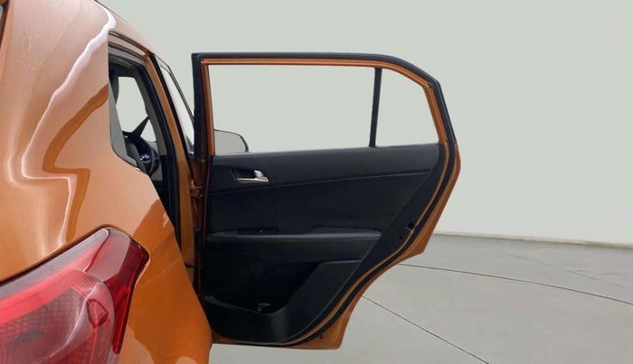 2018 Hyundai Creta SX (O) 1.6 PETROL, CNG, Manual, 43,033 km, RHS Rear Door