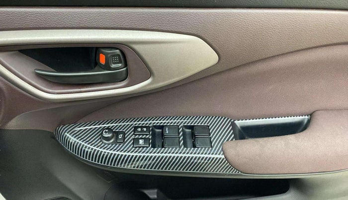 2023 Maruti FRONX DELTA PLUS 1.2L AGS, Petrol, Automatic, 15,501 km, Driver Side Door Panels Control