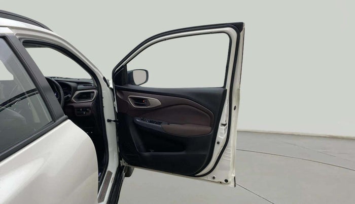 2023 Maruti FRONX DELTA PLUS 1.2L AGS, Petrol, Automatic, 15,501 km, RHS Front Door