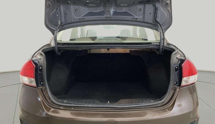 2015 Maruti Ciaz ZXI+, Petrol, Manual, 65,809 km, Boot Open Zoomed View