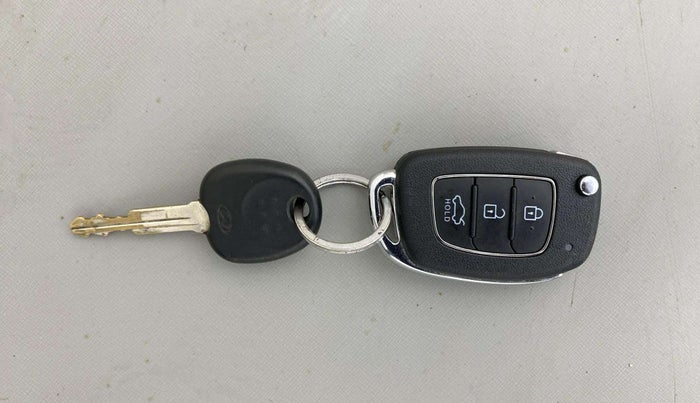 2022 Hyundai GRAND I10 NIOS SPORTZ 1.2 KAPPA VTVT, Petrol, Manual, 70,157 km, Key Close Up