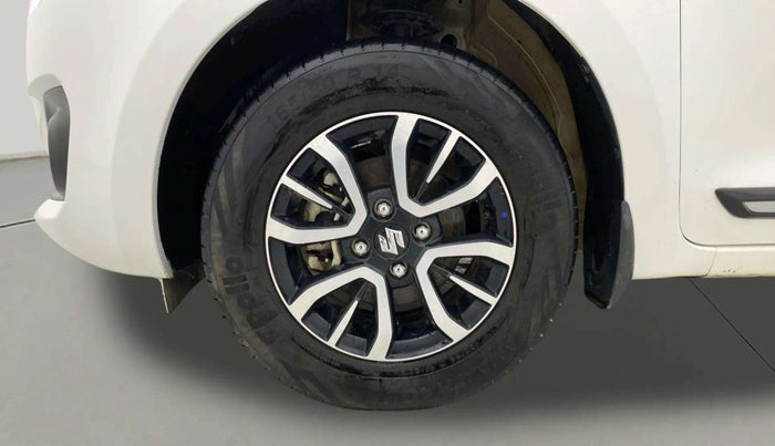 2021 Maruti Swift ZXI, Petrol, Manual, 32,870 km, Left Front Wheel