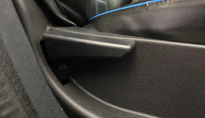 2019 Tata NEXON XM PETROL, Petrol, Manual, 96,254 km, Driver Side Adjustment Panel