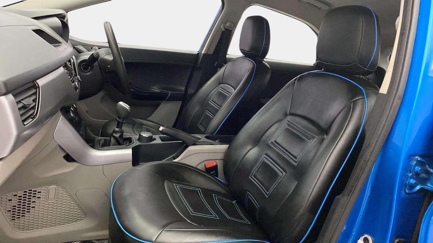 2019 Tata NEXON XM PETROL, Petrol, Manual, 96,267 km, Right Side Front Door Cabin