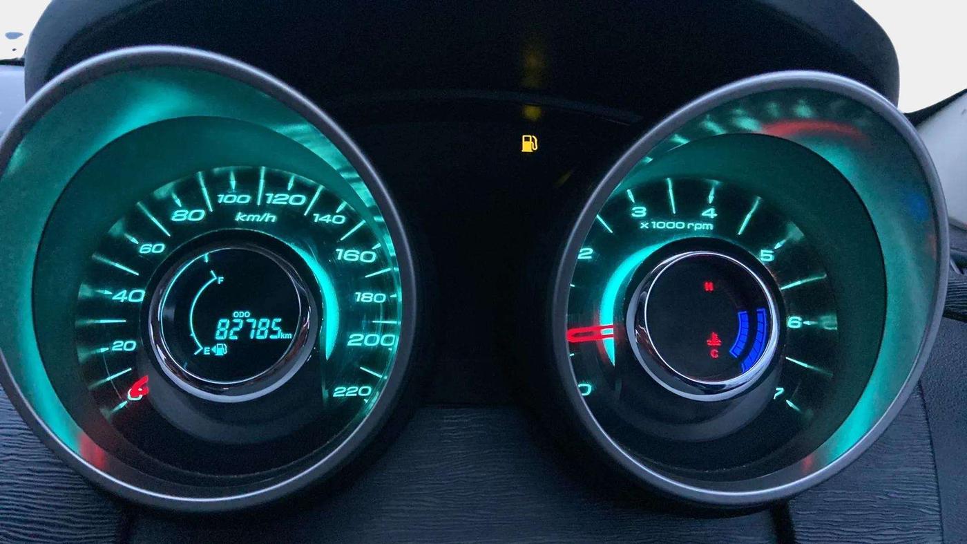 2021 Mahindra XUV500 W9, Diesel, Manual, 82,915 km, Odometer Image