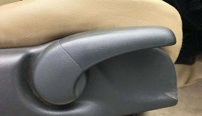 2015 Honda City 1.5L I-VTEC V MT, Petrol, Manual, 77,679 km, Driver Side Adjustment Panel