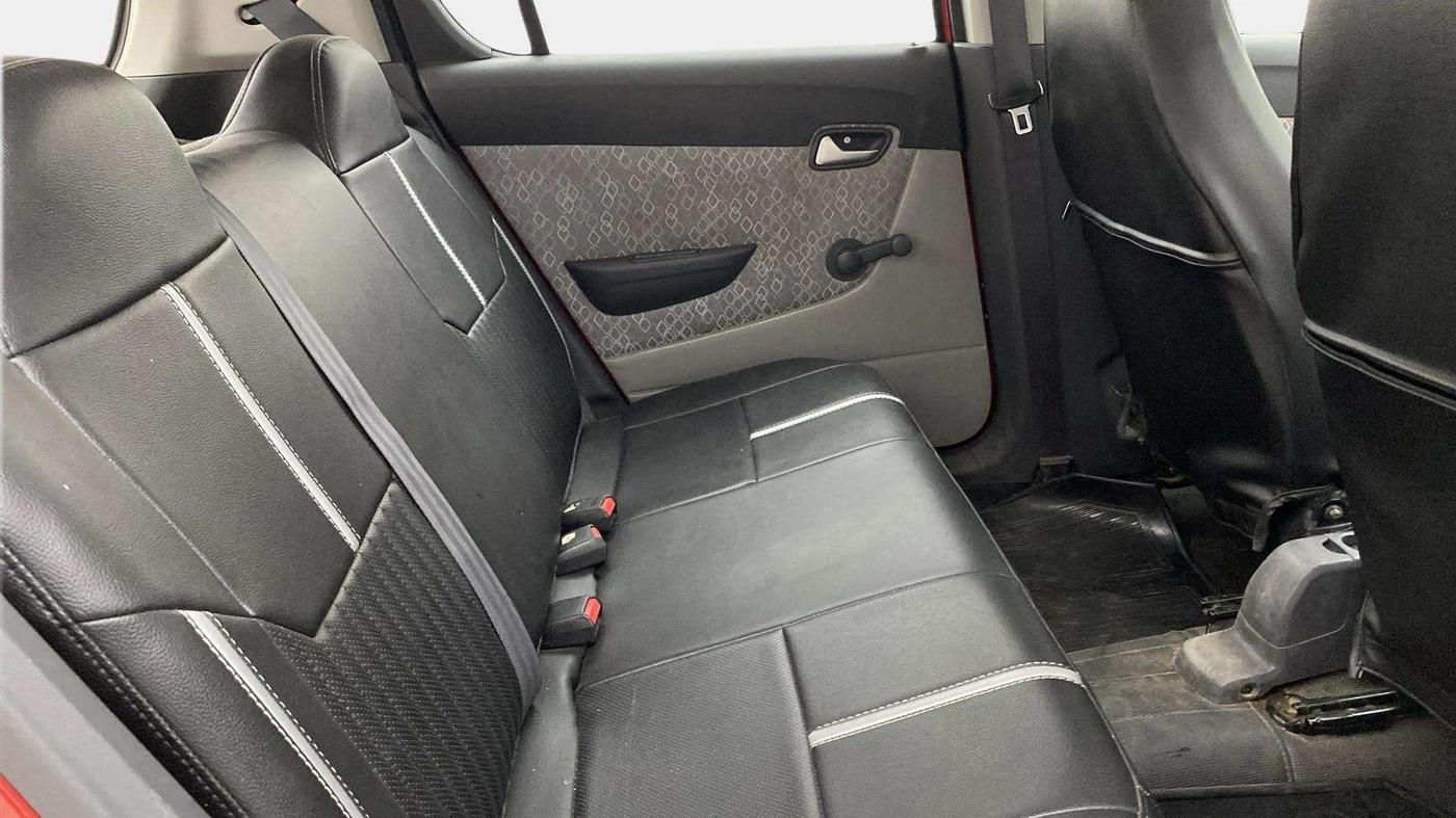 2019 Maruti Alto 800 VXI, Petrol, Manual, 34,378 km, Right Side Rear Door Cabin