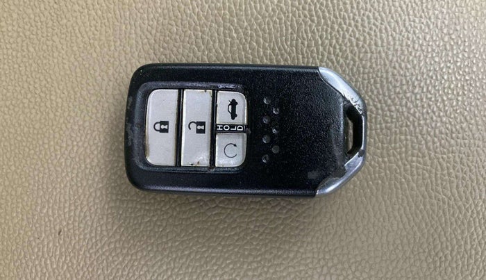 2019 Honda Civic 1.8L I-VTEC V CVT, Petrol, Automatic, 83,755 km, Key Close Up