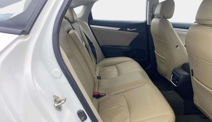 2019 Honda Civic 1.8L I-VTEC V CVT, Petrol, Automatic, 83,755 km, Right Side Rear Door Cabin