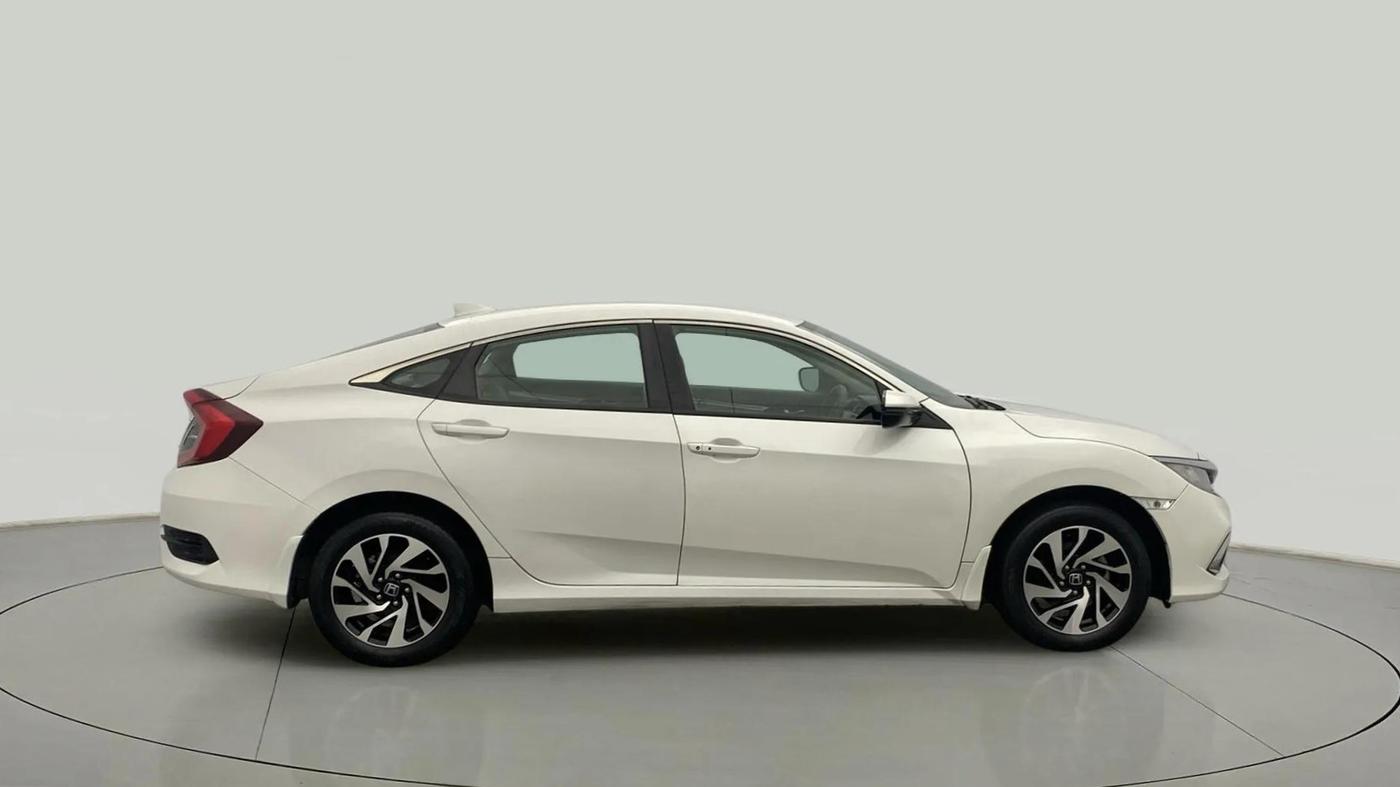 2019 Honda Civic 1.8L I-VTEC V CVT, Petrol, Automatic, 83,755 km, Right Side View